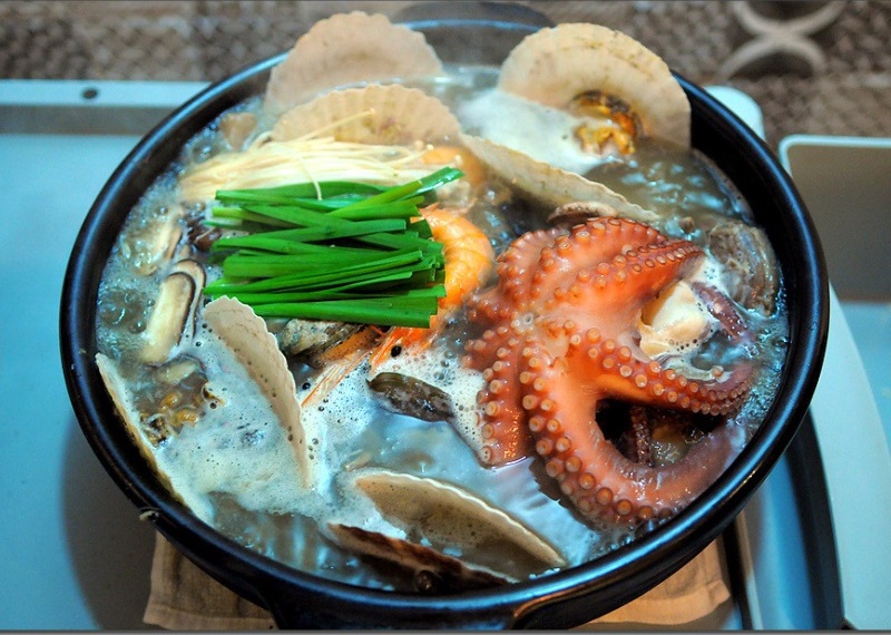 (출처='감나무집' 네이버 플레이스)