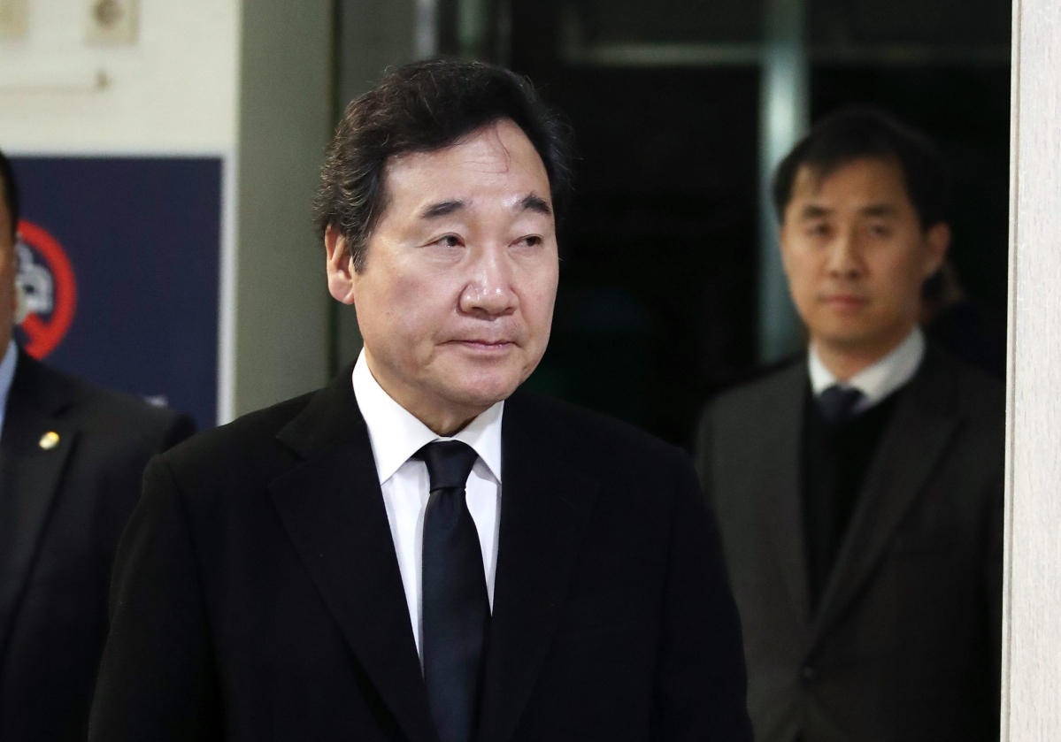 ▲이낙연 국무총리가 3일 오후 임세원 강북삼성병원 정신건강의학과 교수의 빈소를 조문하기 위해 서울 종로구 서울적십자병원 장례식장으로 들어서고 있다. (사진제공 연합뉴스)