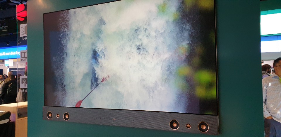 ▲창홍이 CES 2019에서 선보인 ‘아티스트 TV’ 권태성 기자 tskwon@