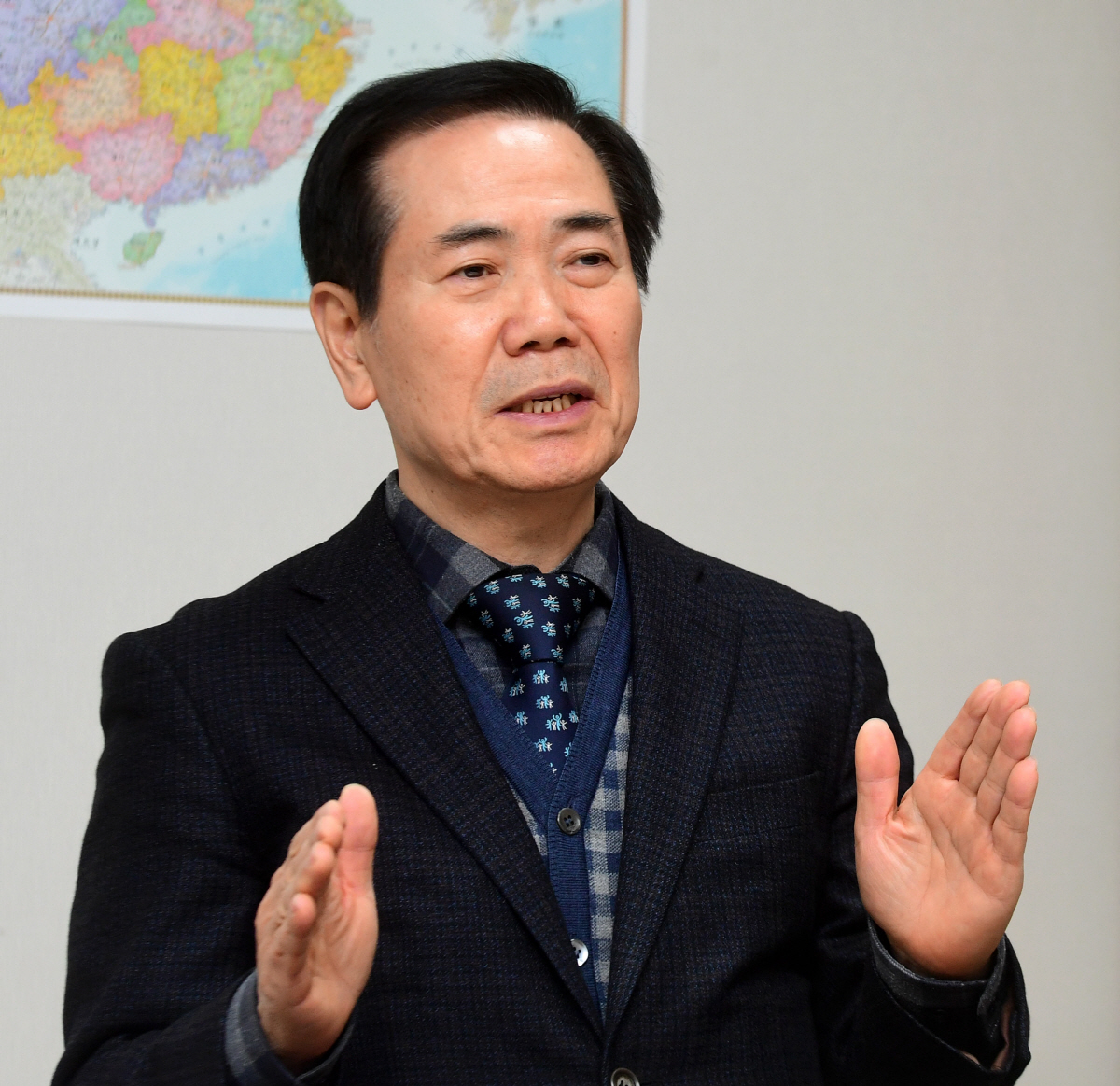 ▲서광현 한국디스플레이산업협회 부회장은 4일 서울 강남구 두꺼비빌딩에서 가진 이투데이와의 인터뷰에서 “디스플레이 업계가 처한 위기를 극복하기 위해서는 OLED(유기발광다이오드)를 중심으로 한 기술 혁신이 필요하다”고 강조했다.고이란 기자 photoeran@