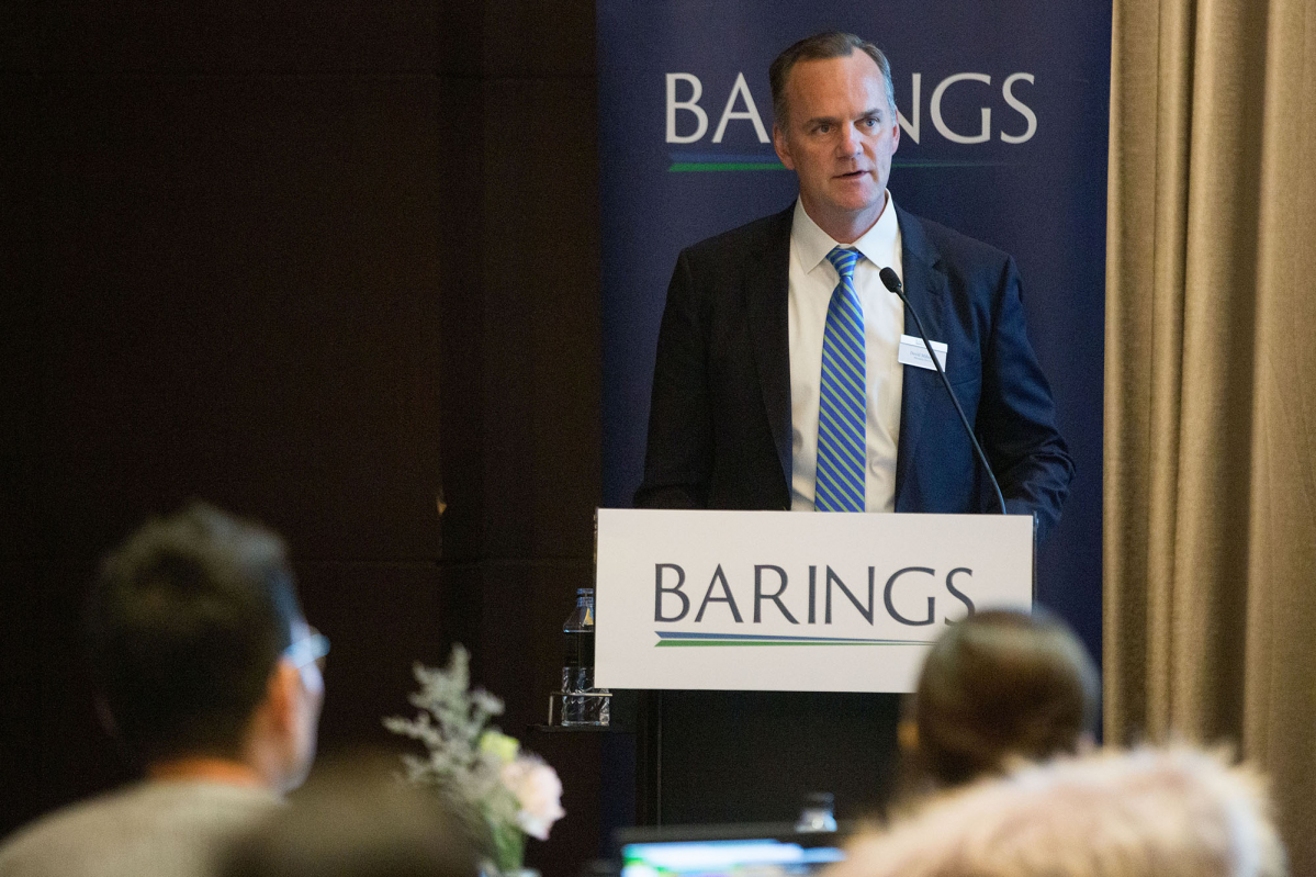 ▲데이비드 미할릭 베어링 미국 하이일드 투자 대표가 16일 서울 여의도에서 열린 '글로벌 하이일드 시장 전망 및 투자전략 간담회'에서 발표하고 있다. (베어링자산운용)