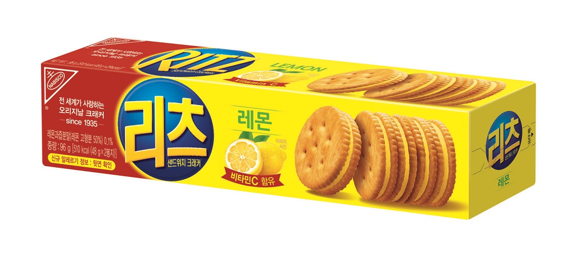 ▲비타민C를 함유한 동서식품의 ‘리츠 레몬 샌드위치 크래커’