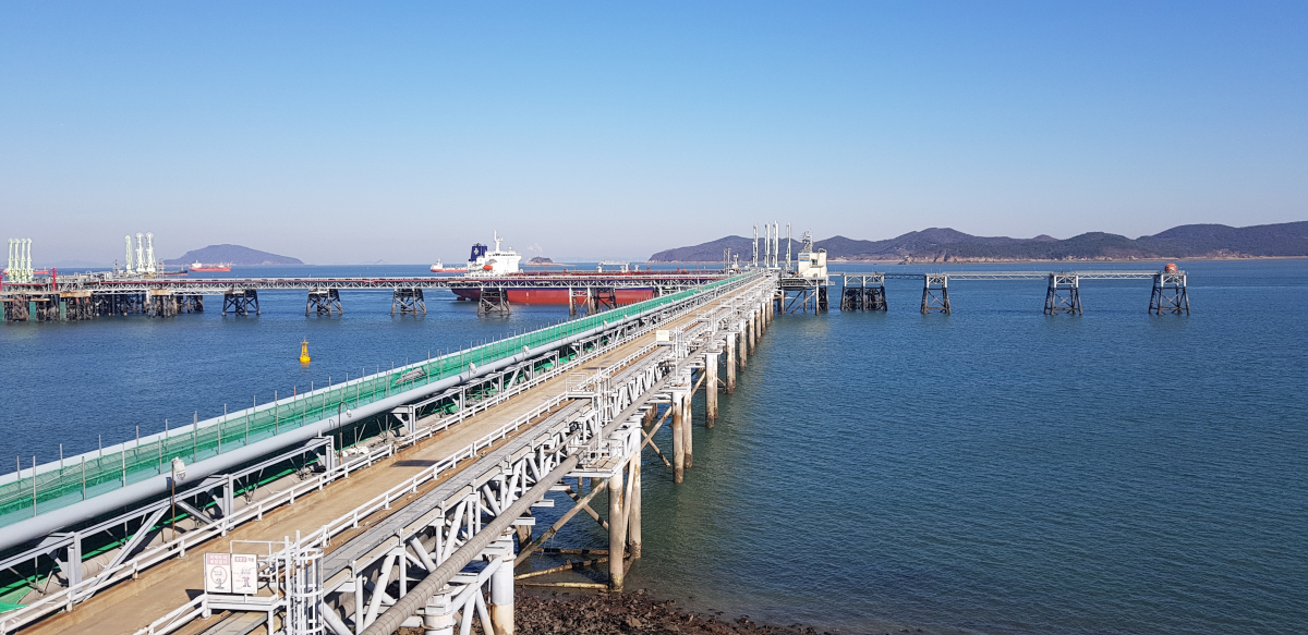 ▲현대오일뱅크 대산공장 제 5부두 전경.