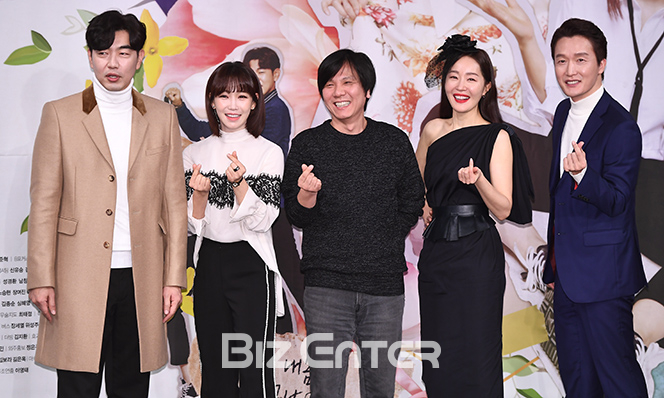 ▲이종혁, 이유리, 김상호, 엄지원, 최병모(사진=고아라 기자 iknow@)