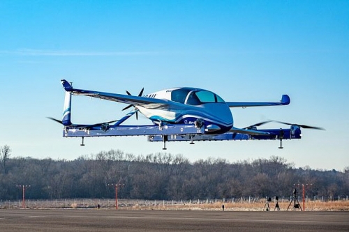 ▲보잉의 자율비행택시 시제품 PAV가 지난 1월 22일(현지시간) 미국 워싱턴D.C. 외곽에서 시험 비행을 하고 있다.(보잉)