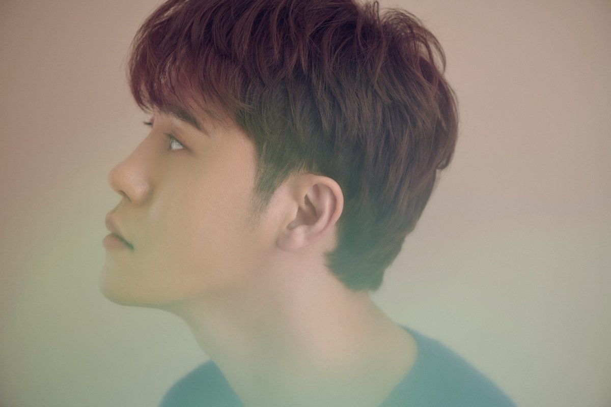 (출처=이현 공식SNS)