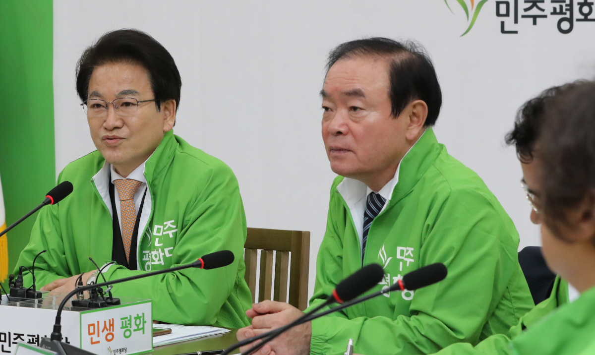 ▲민주평화당 정동영대표가 28일 오전 국회에서 열린 최고위원회의에서 발언하고 있다. 2019.1.28 toadboy@yna.co.kr/2019-01-28 09:53:12/<저작권자 ⓒ 1980-2019 ㈜연합뉴스. 무단 전재 재배포 금지.>(연합뉴스)