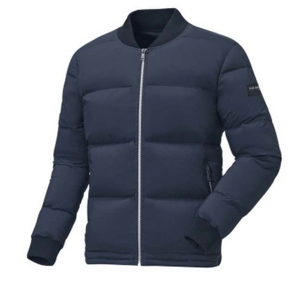 ▲르까프 경량 블루종 다운재킷. 사진제공=㈜화승