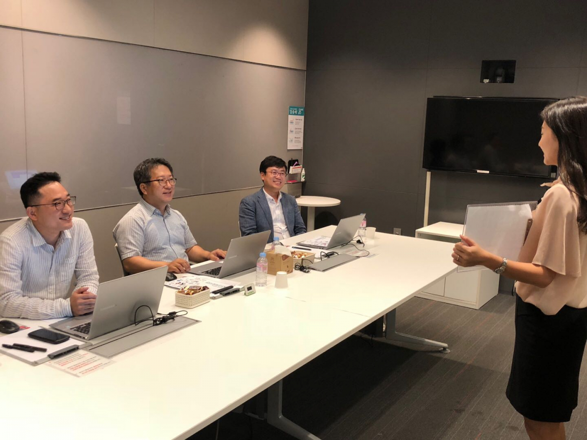 ▲2018년 하반기 KT 스타오디션에서 지원자가 발표를 하고 있다. (사진제공= KT)