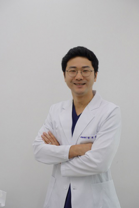 ▲사진=정희강 포항라온치과 원장