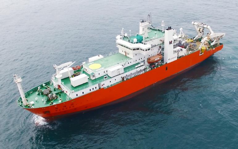 ▲주피터 프로젝트에 투입되는 KT서브마린 ‘세계로호’의 모습(사진제공= KT서브마린)