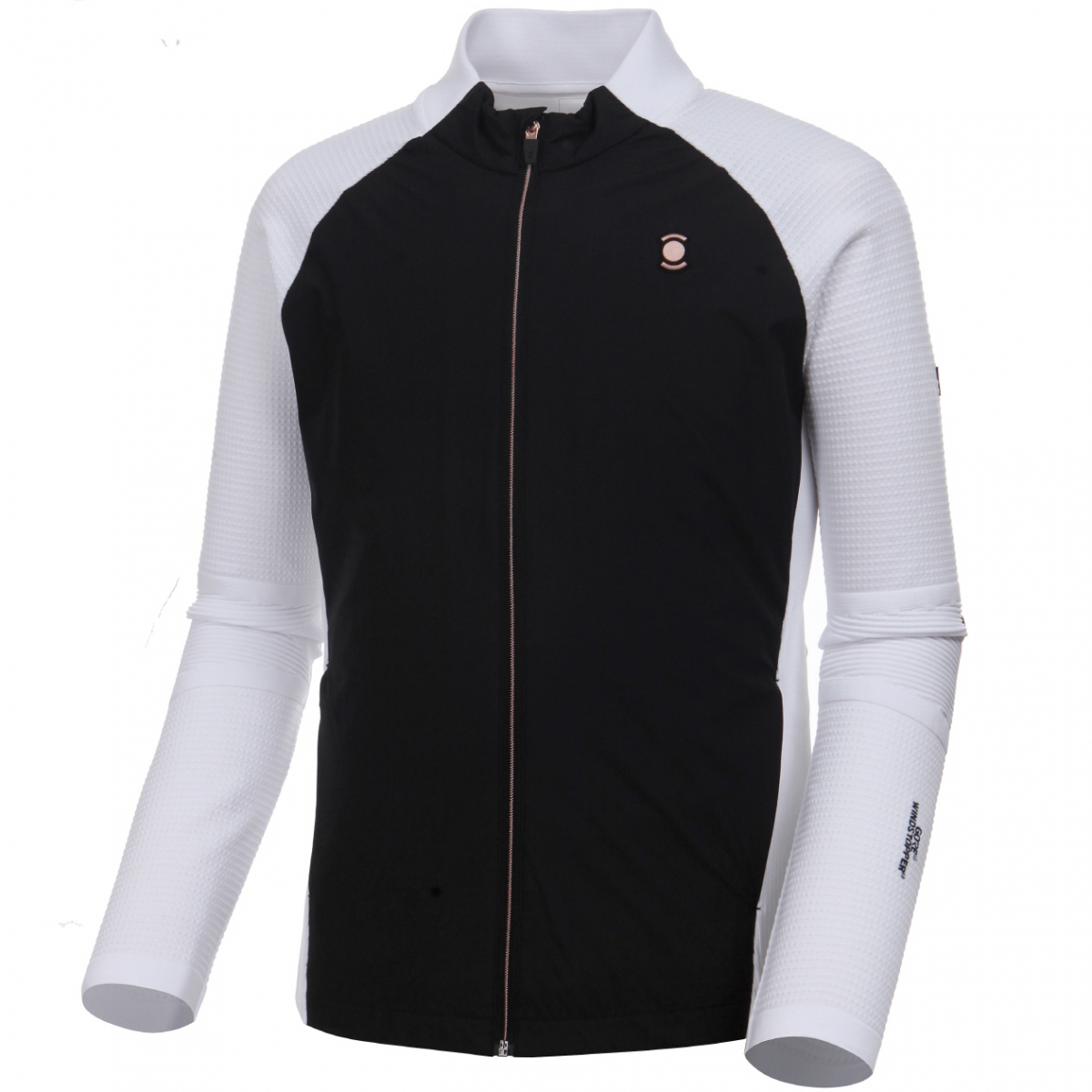 ▲사진제공=와이드앵글( 와이드앵글 ‘고어 윈드스토퍼' 카디건)