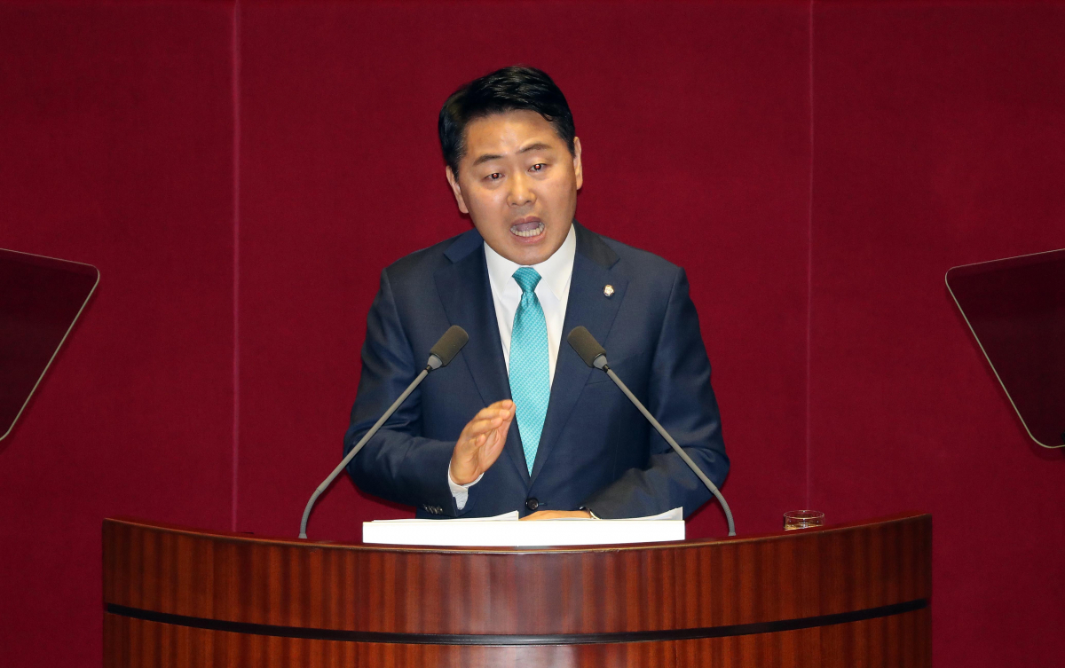 ▲김관영 바른미래당 원내대표가 13일 오전 국회 본회의장에서 교섭단체 대표연설을 하고 있다. (사진=연합뉴스)