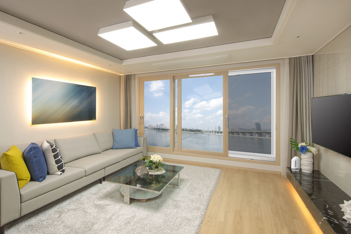 ▲현대L&amp;C 방진방충망 먼지잼과 환기창 브리웰이 적용된 모습. 사진제공=현대L&amp;C