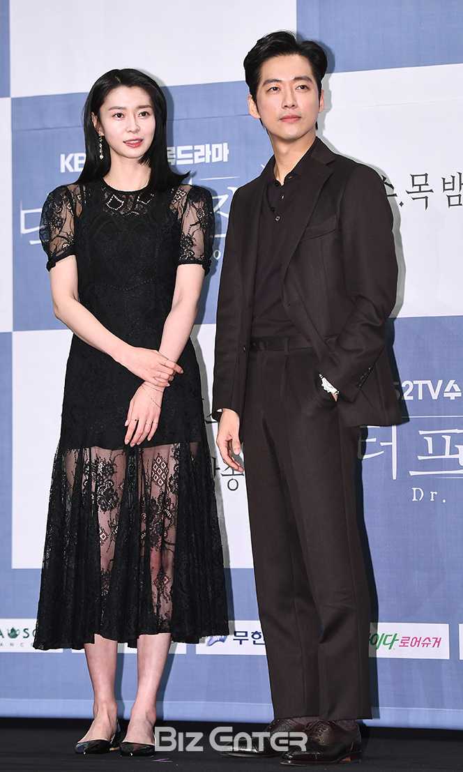 ▲권나라, 남궁민(사진=고아라 기자 iknow@)