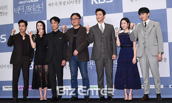 ▲남궁민, 권나라, 김병철, 황인혁, 최원영, 이다인, 박은석(사진=고아라 기자 iknow@)