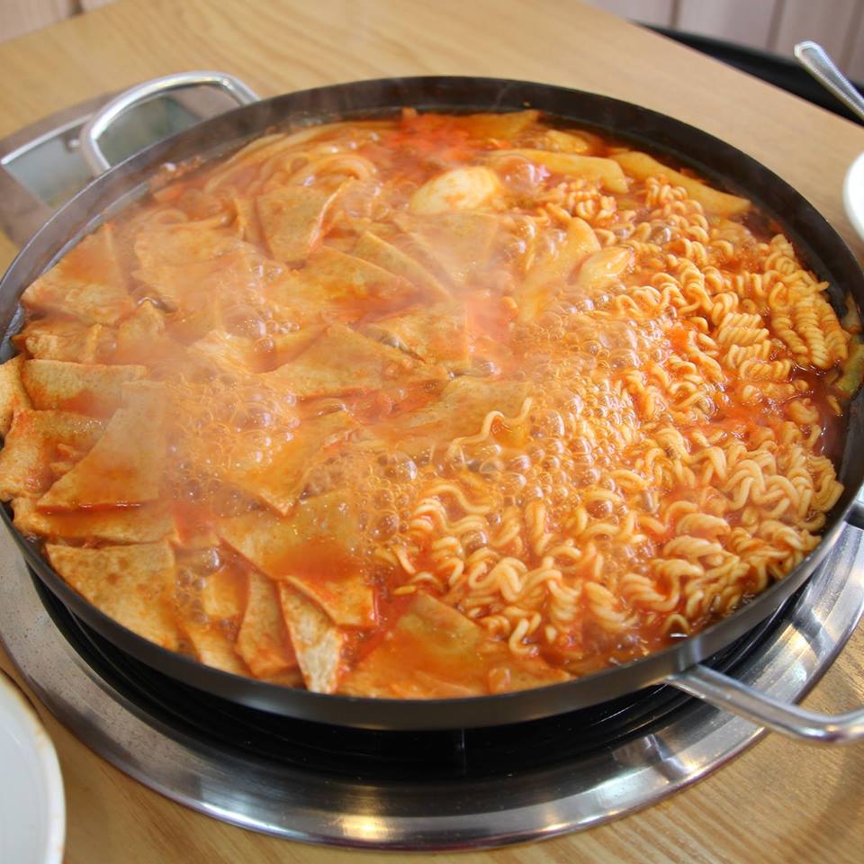 (출처=진짜떡볶이 페이스북)