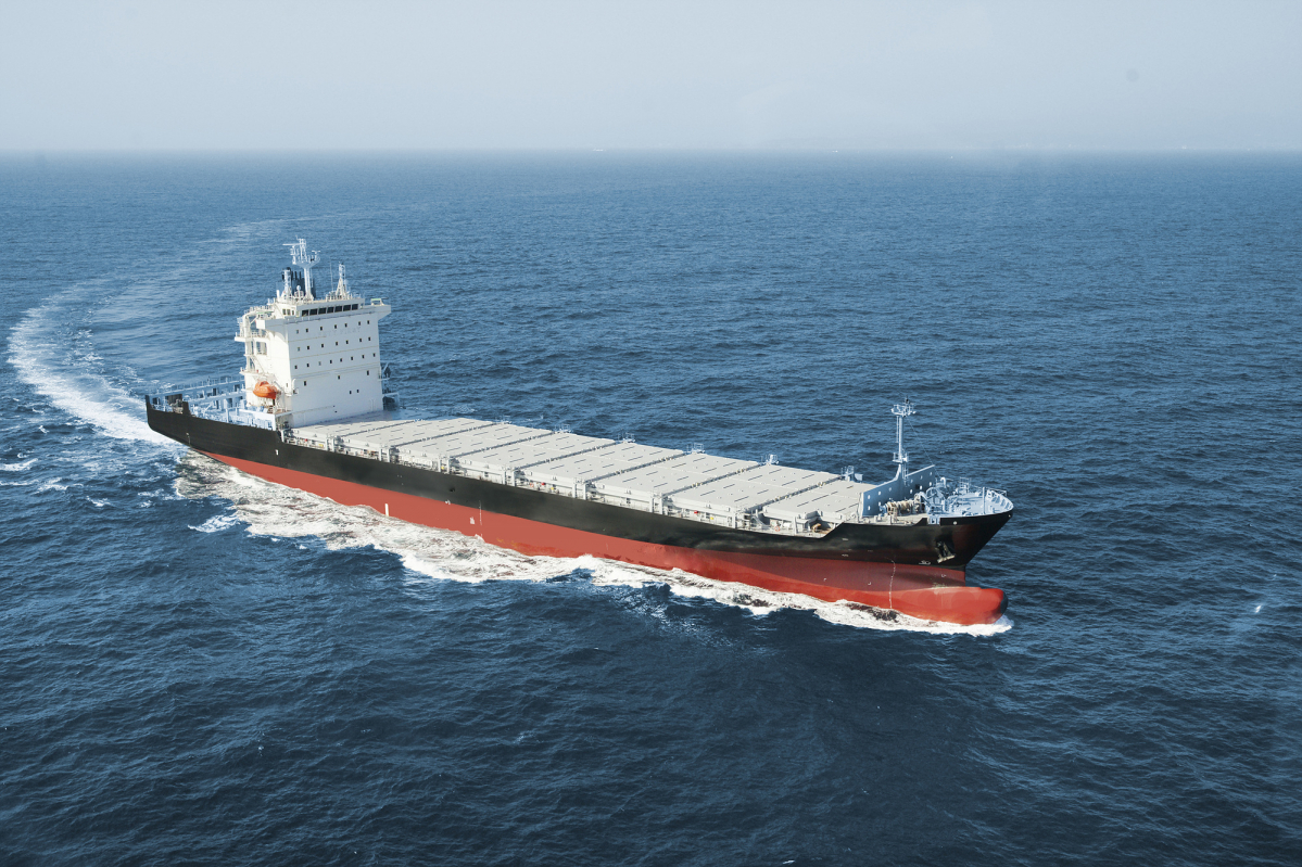 ▲현대미포조선이 건조한 컨테이너선 시운전 모습(사진제공=현대중공업그룹)