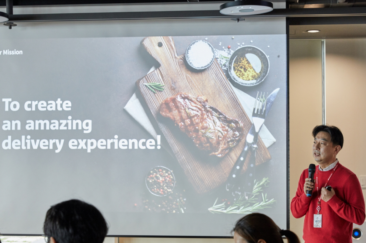 ▲강신봉 대표가 27일 기자간담회에서 올해 전략을 발표하고 있다.(사진제공=딜리버리히어로 코리아)