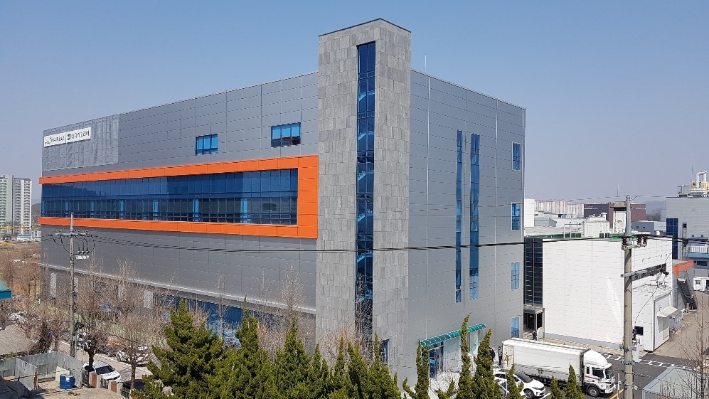 ▲경기도 화성시 향남제약단지내에 위치한 보툴리눔 톡신 제제 공장 전경 사진.(사진제공=프로톡스)