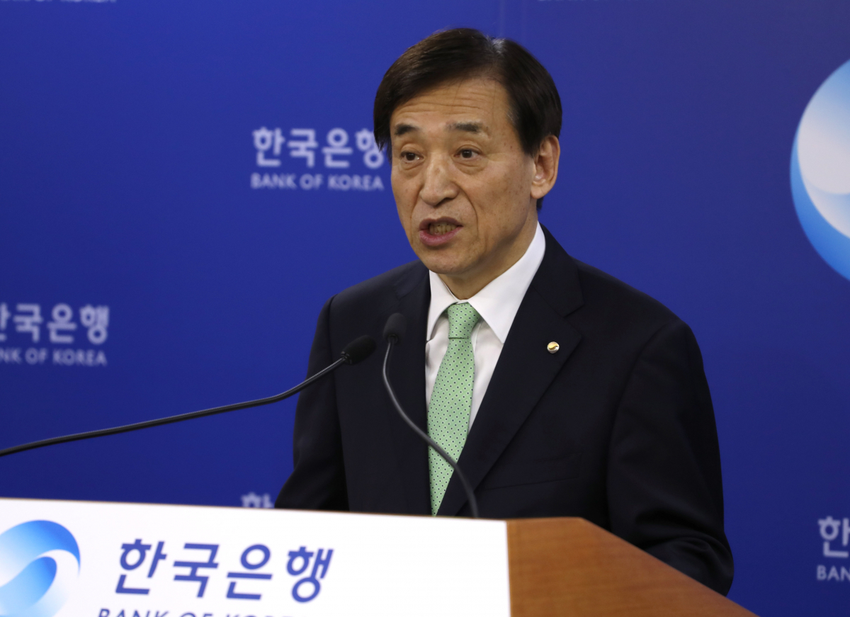 ▲지난달 25일 이주열 한국은행 총재가 국회 업무보고에서 “리디노미네이션 관련 논의를 시작할 때가 됐다”라고 언급하자, 리디노미네이션 시행에 관한 찬반 논쟁이 뜨거워졌다. (연합뉴스)