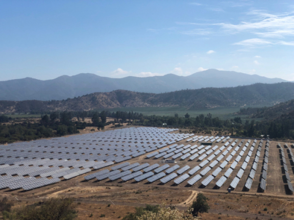▲상업운전에 돌입한 칠레 산타로사(Santa Rosa) 태양광 발전소(사진=대림에너지)