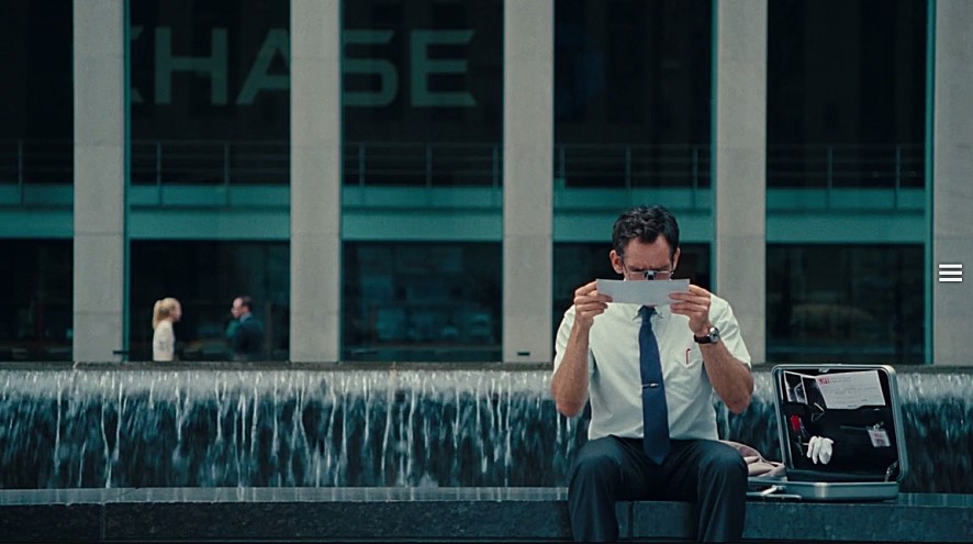 ▲사진 인화부 직원 월터 미티. 사내에서 가장 일찍 자신의 노동 가치를 상실할 가능성이 높은 사람. (제공=20세기폭스코리아)