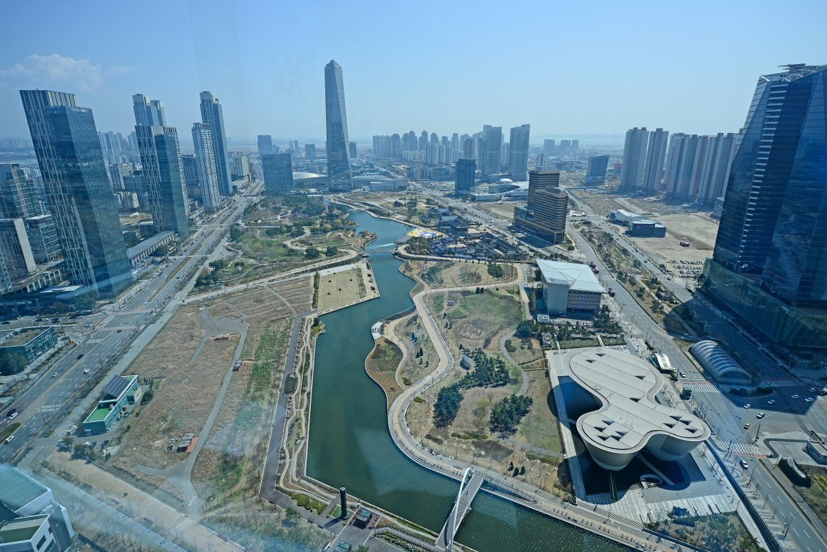 ▲G타워 전망대에서 본 송도센트럴파크.