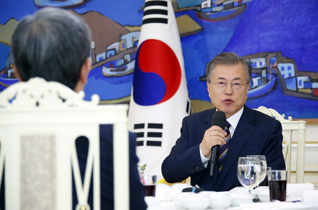 ▲문재인 대통령이 21일 낮 청와대에서 열린 한미 군 주요직위자 초청 오찬간담회에서 인사말을 하고 있다.(연합뉴스)