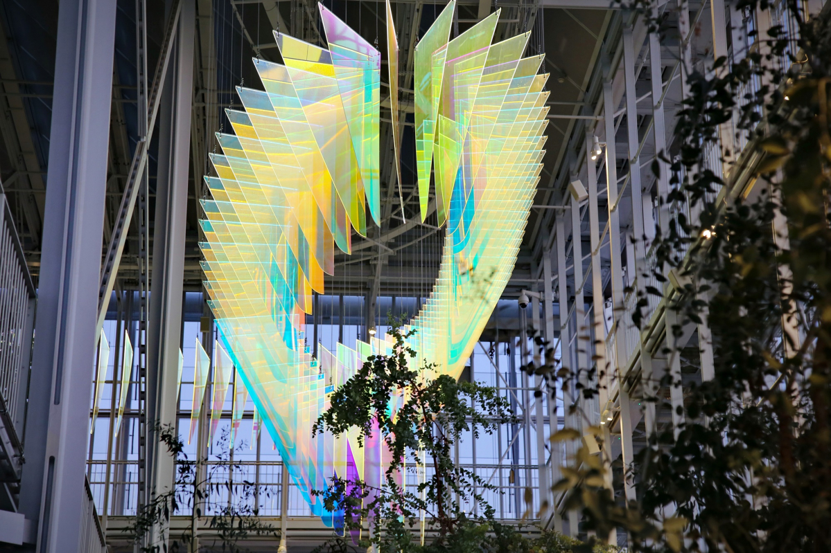 ▲Intesa Sanpaolo빌딩의 a-cromactive 인스톨레이션(2017년 이탈리아 토리노). Michele D'Ottavio 촬영.