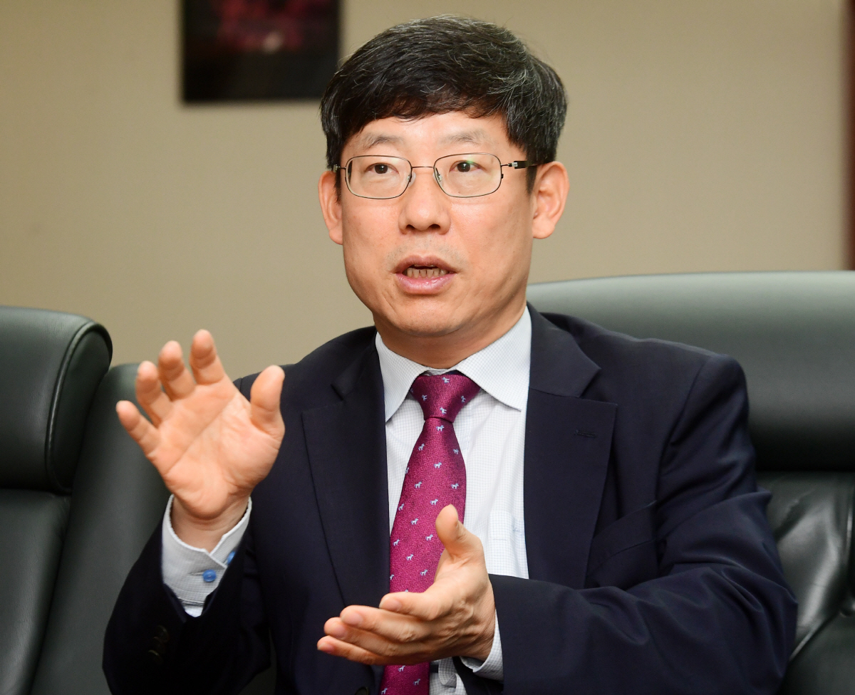 ▲정운수 코스닥본부장이 3일 서울 여의도 한국거래소에서 이투데이와 인터뷰를 하고 있다. 고이란 기자 photoeran@