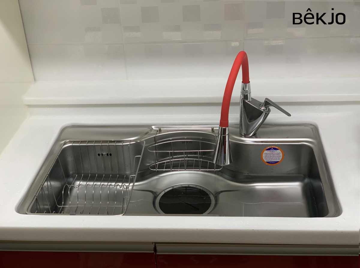 ▲] 주방리폼서비스로 교체된 씽크볼(사진제공=백조씽크)