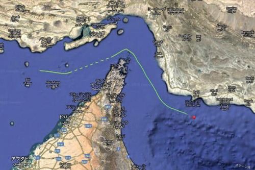 ▲호르무즈해협에서 피격된 일본 고쿠카산업의 유조선 항적도. 출처 마린트래픽 웹사이트