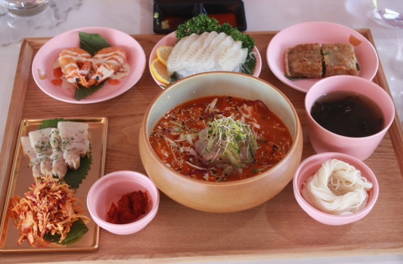 (출처='골드보울' 네이버 플레이스)