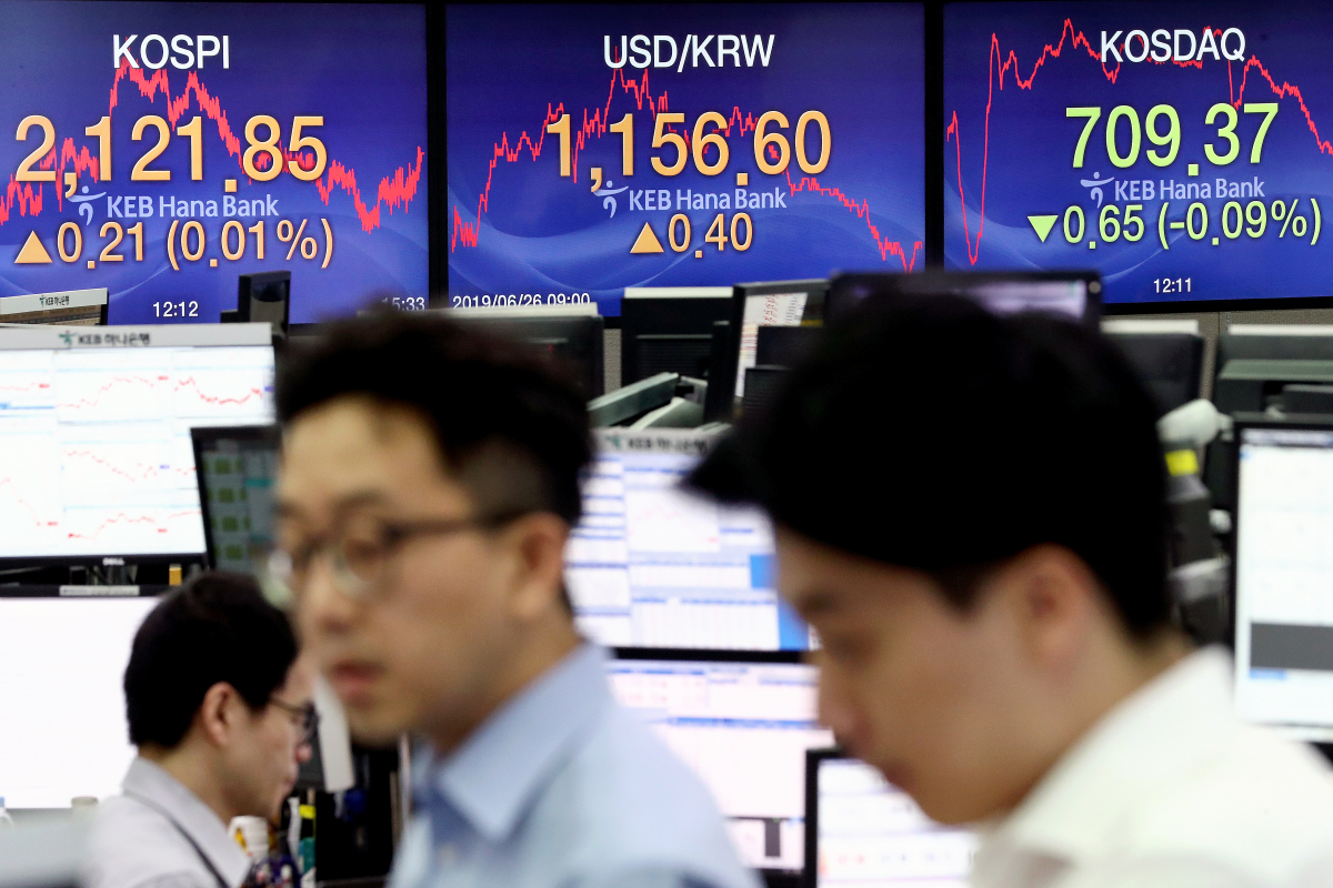 ▲26일 코스피지수가 전일(2121.64)대비 0.21포인트(0.01%) 오른 2121.85에 장을 마쳤다. (출처=뉴시스)