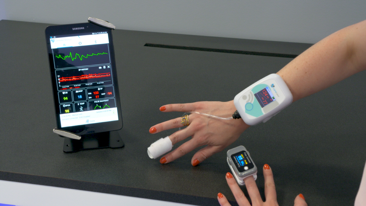 ▲삼성전자 미국 오스틴 반도체 공장의 ‘5G 혁신존’에 있는 임직원 건강을 위한 스마트 장비. 사진제공 삼성전자