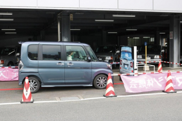 ▲다이하쓰와 일본자동차연맹이 진행하는 고령운전자 교육 모습.(일본자동차연맹(JAF))