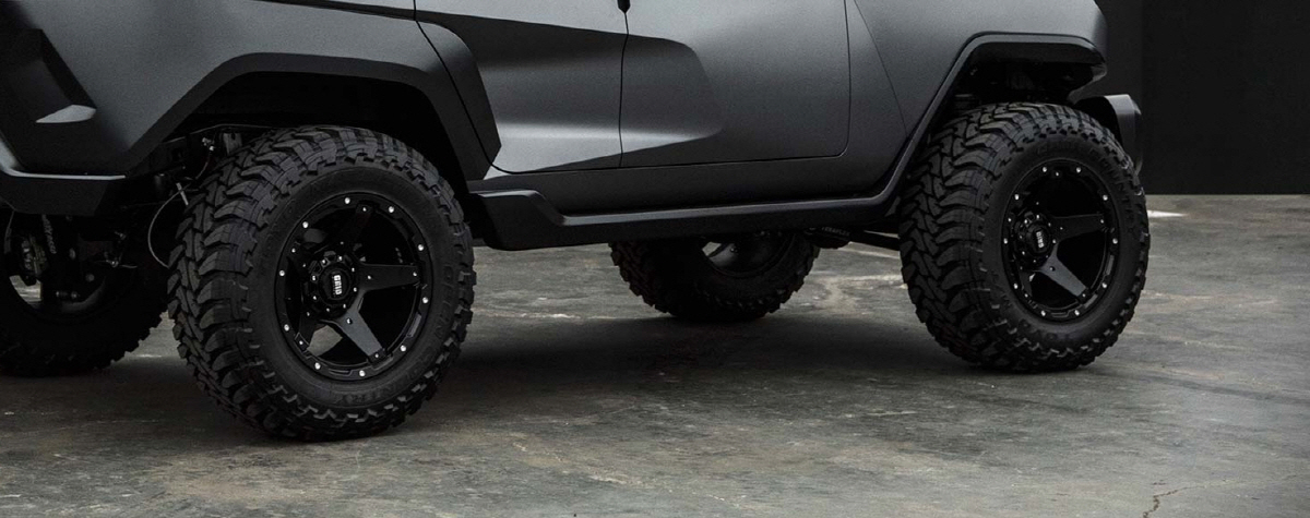 ▲방탄 타이어를 단 차량. 뉴스프레스UK 캡처