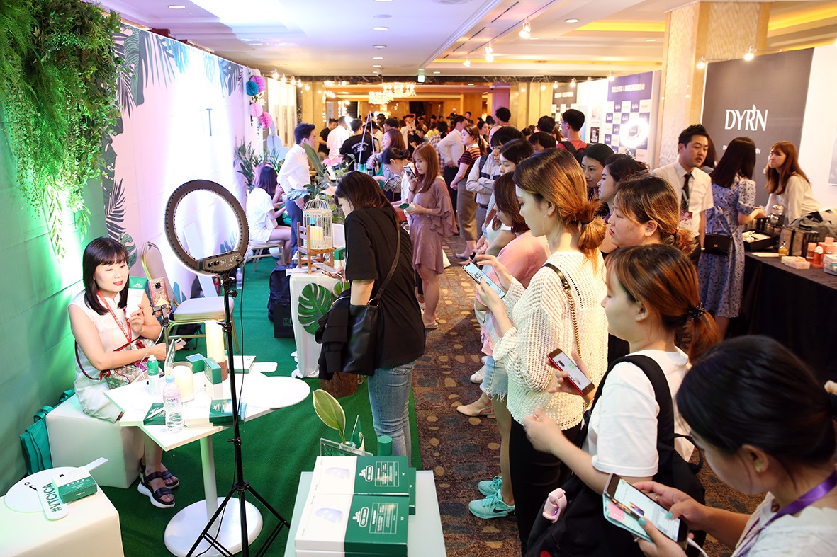 ▲롯데면세점, 왕홍 500명과 라이브쇼 페스티벌 (롯데쇼핑)