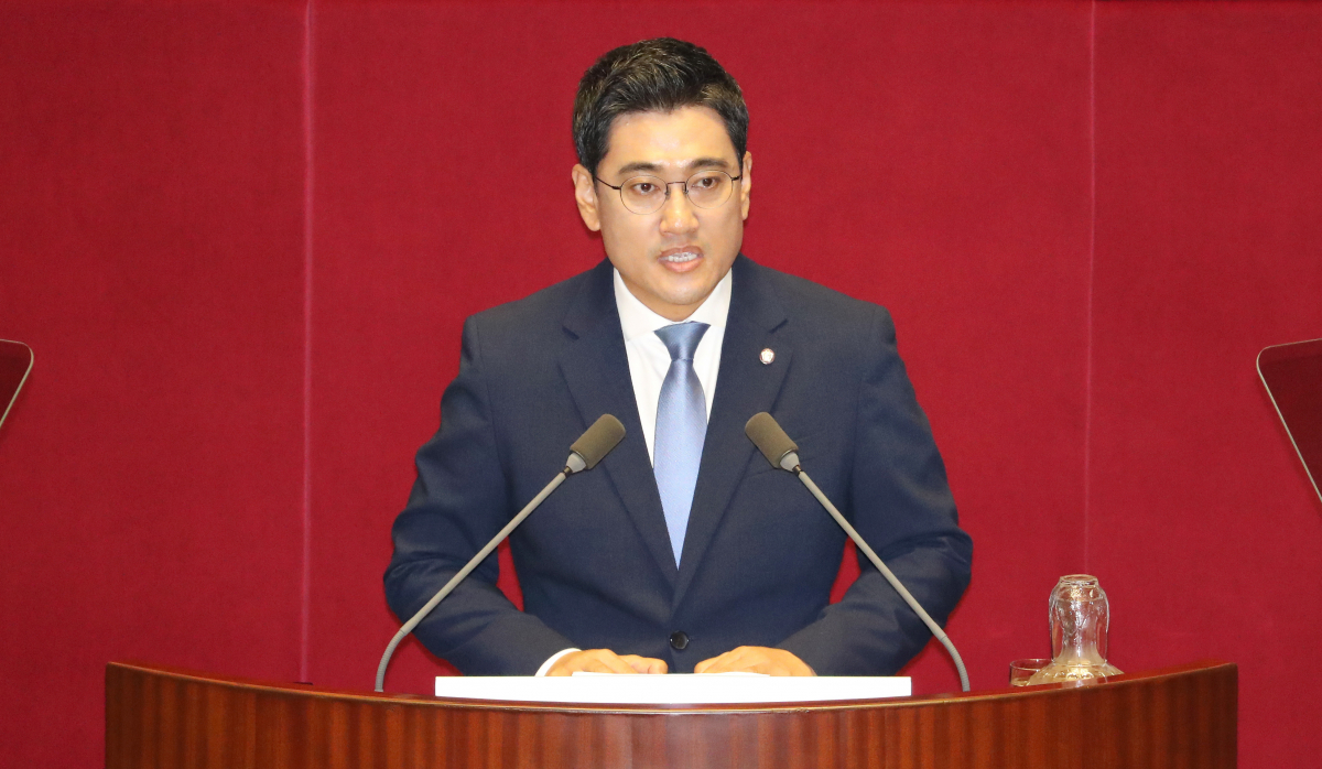 ▲바른미래당 오신환 원내대표가 5일 오전 국회 본회의장에서 교섭단체 대표연설을 하고 있다.(사진=연합뉴스)