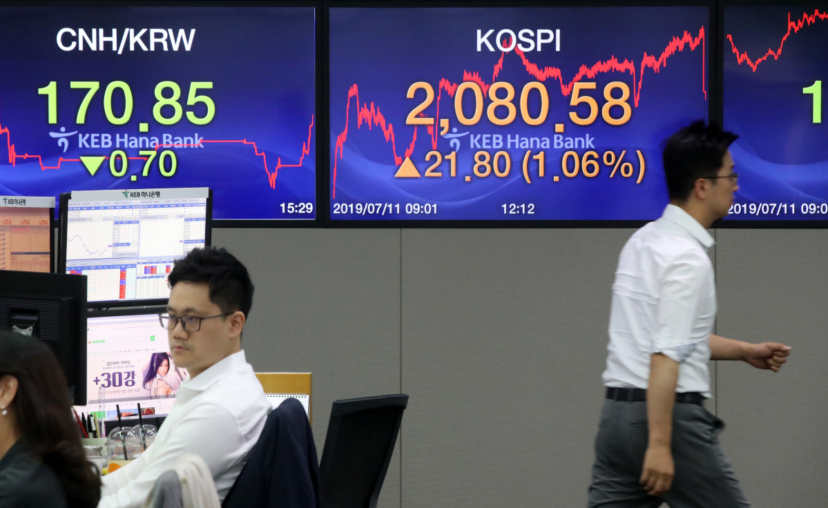 ▲11일 코스피지수가 전 거래일(2058.78) 대비 21.80포인트(1.06%) 오른 2080.58에 마감했다. (출처=뉴시스)