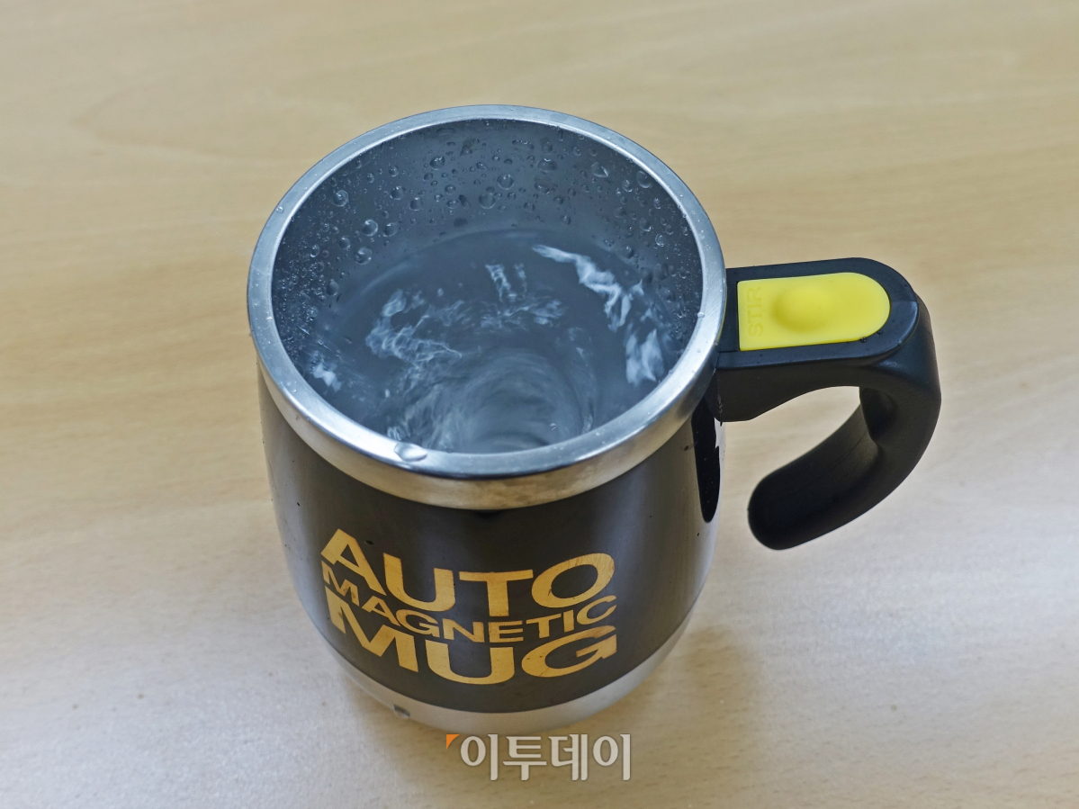 ▲물 안의 회오리가 인상적이다. (김정웅 기자 cogito@)