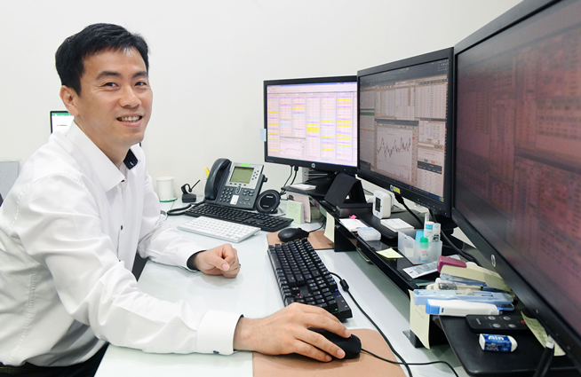 ▲김학현 KTB투자증권 영업부 이사가 16일 서울 여의도 KTB투자증권에서 이투데이와 인터뷰를 하고 있다. (고이란 기자 photoeran@)