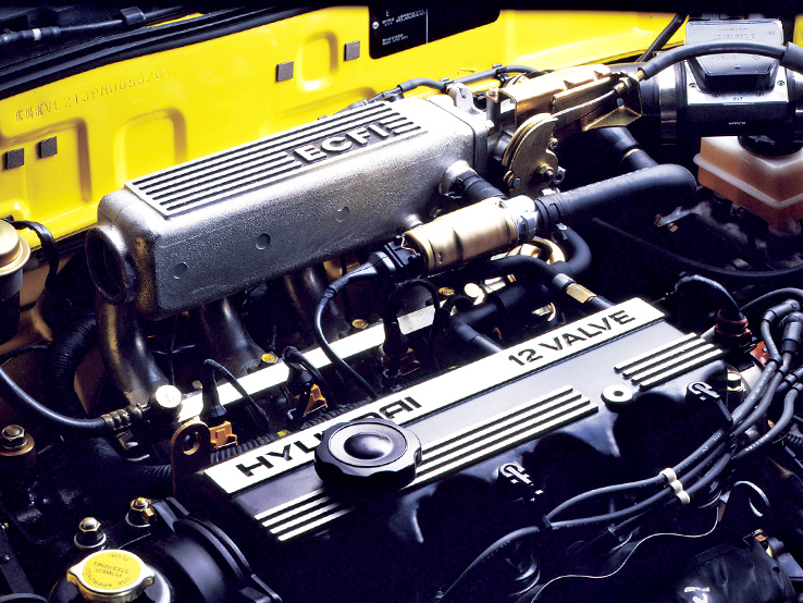 ▲순수 국내 기술로 개발한 알파 엔진은 하나의 실린더에 흡기 2개와 배기밸브 1개를 심어넣은 시스템이다. (사진제공=HMG 저널)