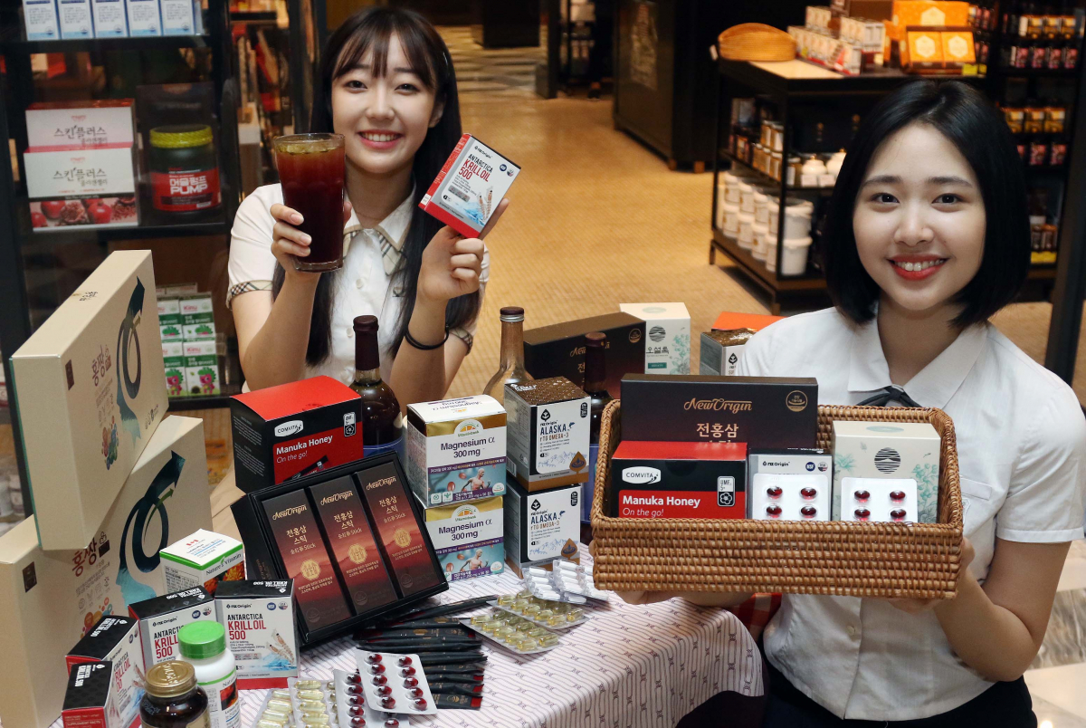 ▲신세계백화점이 수능을 100일 앞두고 수험생을 위한 건강기능식 할인행사를 연다.(신세계백화점)