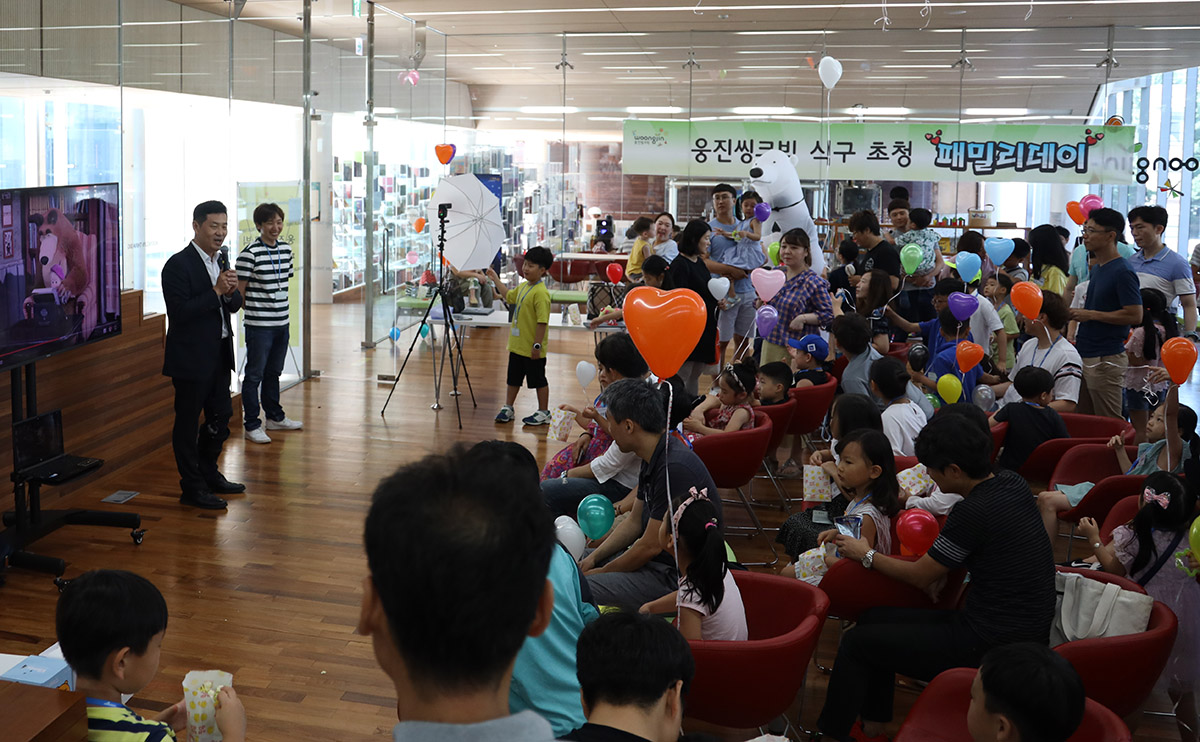 ▲이재진 웅진씽크빅 대표가 축하 인사말을 전하고 있다.(사진제공=웅진씽크빅)