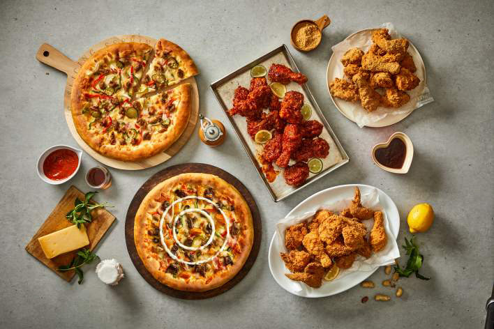 ▲피자 &amp; 치킨 전문점 ‘피자와 치킨의 러브레터’ 메뉴.