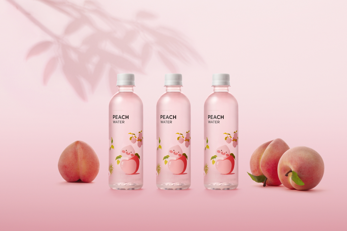 ▲카카오프렌즈 어피치 복숭아 워터. (출처=카카오IX)