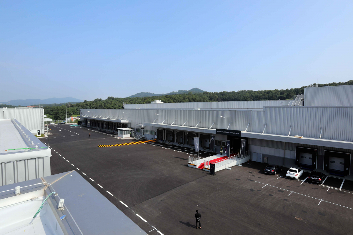 ▲메르세데스-벤츠 코리아의 안성물류센터가 준공 5년만에 2배 규모로 증개축 됐다. 아시아에서 세 번째로 큰 규모다. (사진제공=MBK)