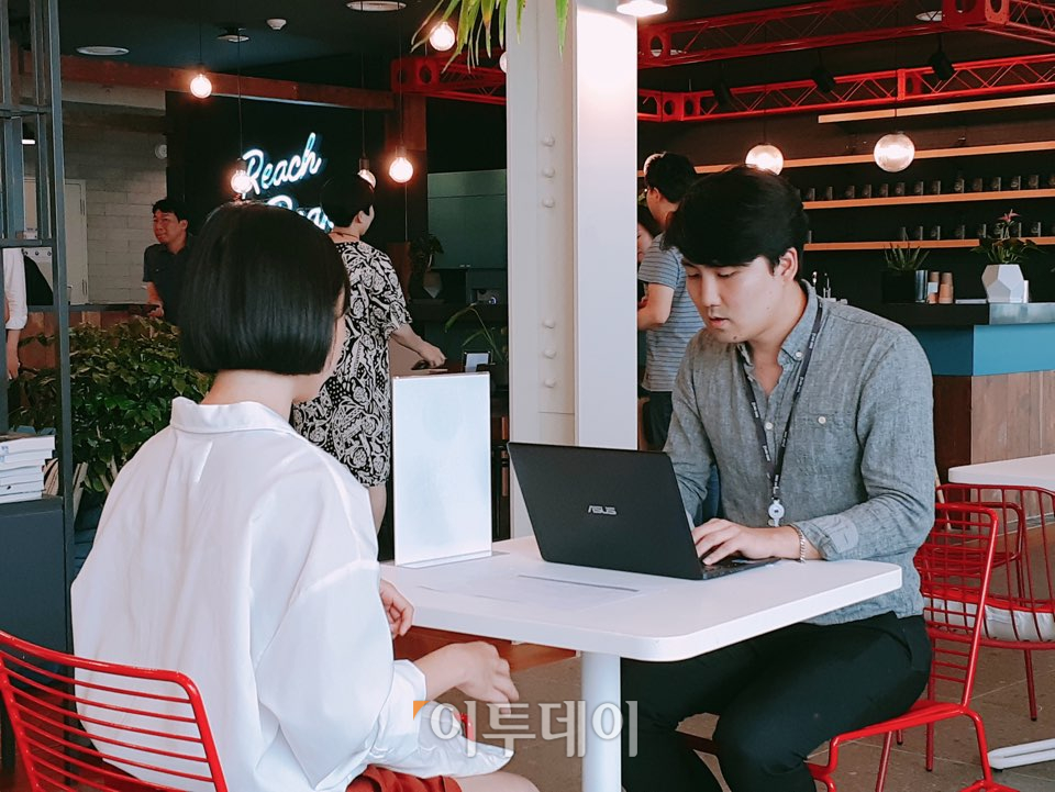 ▲현재 김 씨는 방학 기간을 이용해 한 스타트업에서 인턴으로 근무 중이다. (홍인석 기자 mystic@)